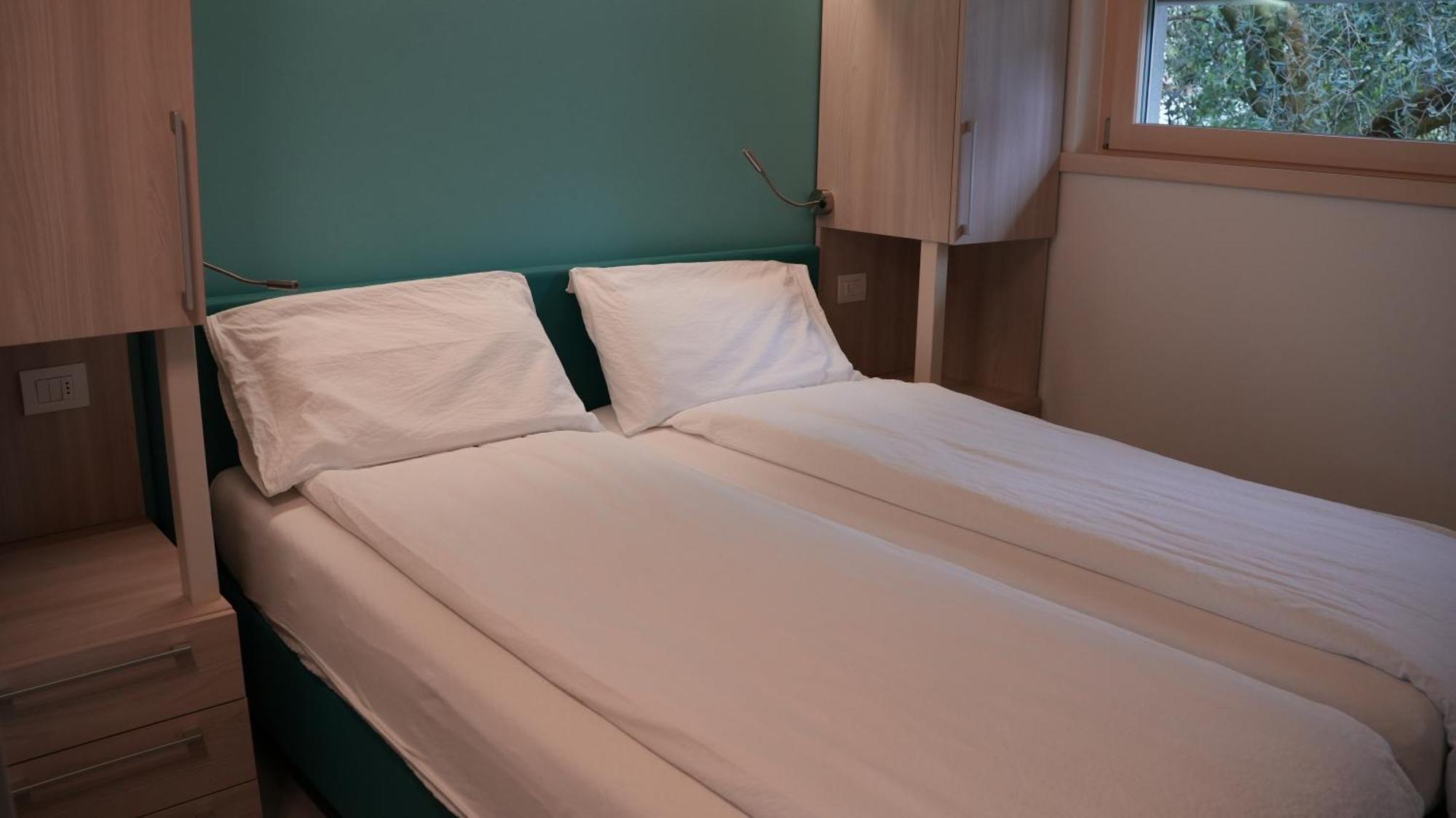 Casa Maria Apartments Riva del Garda Værelse billede